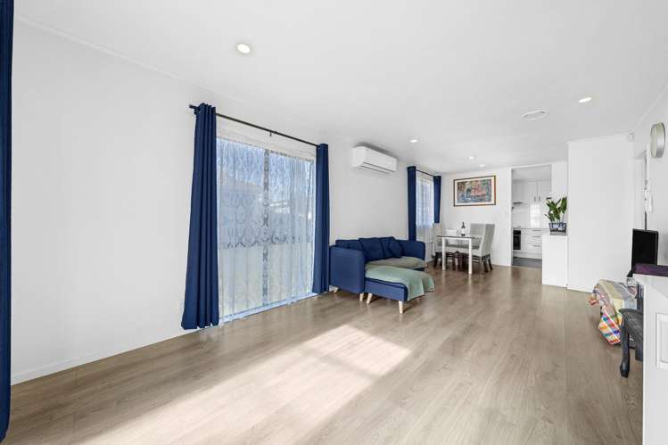 1/49 Coombe Avenue Otara_8