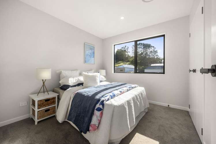 56 Ara Taha Crescent Orewa_12