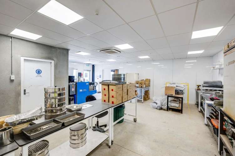 27 Waitangi Road Awatoto_17