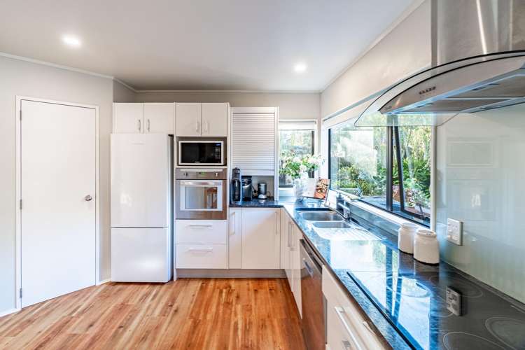 1/8 Mandica Place Sunnynook_14