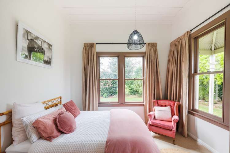 1027 Camerons Line Feilding_12