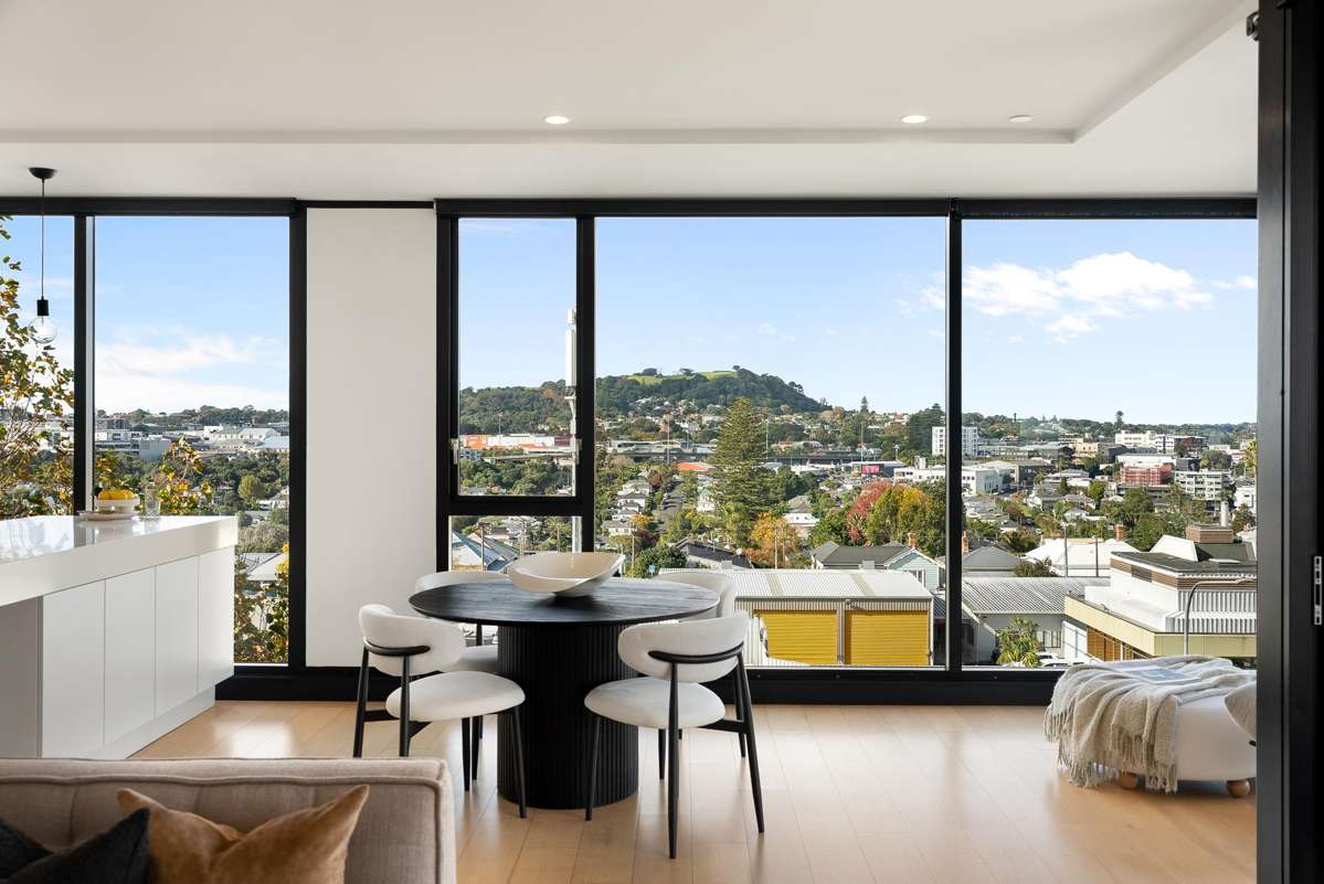 401/1 Turakina Street_1