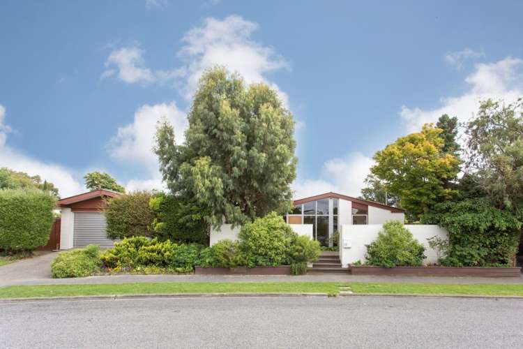 22 Guinness Crescent_0