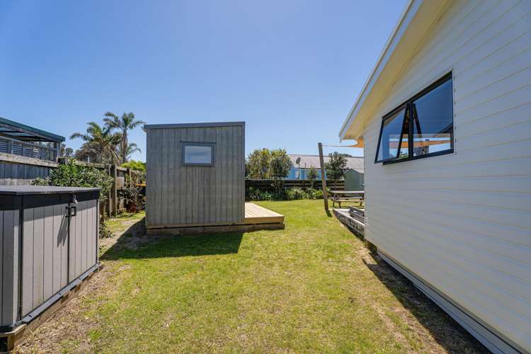 117 Winslow Place Matarangi_24