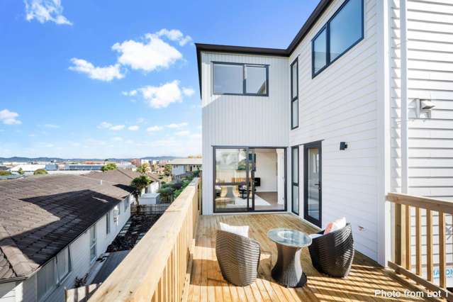 8/33 Buscomb Avenue Henderson_1