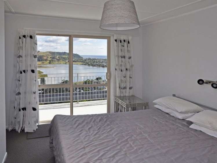 10 Hinemoa Terrace Tairua_5