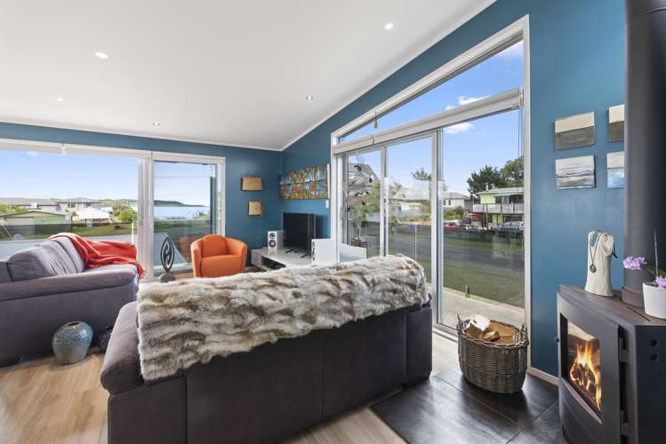18 Robbie Street Foxton Beach_5