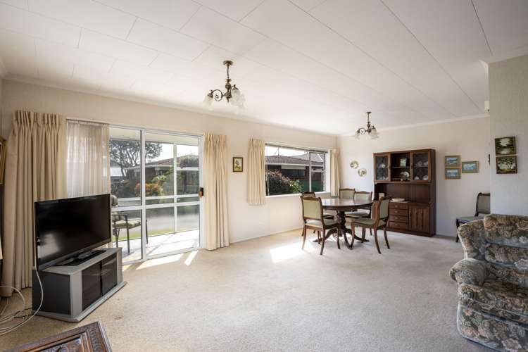 2/17 Whiteley Street Moturoa_12