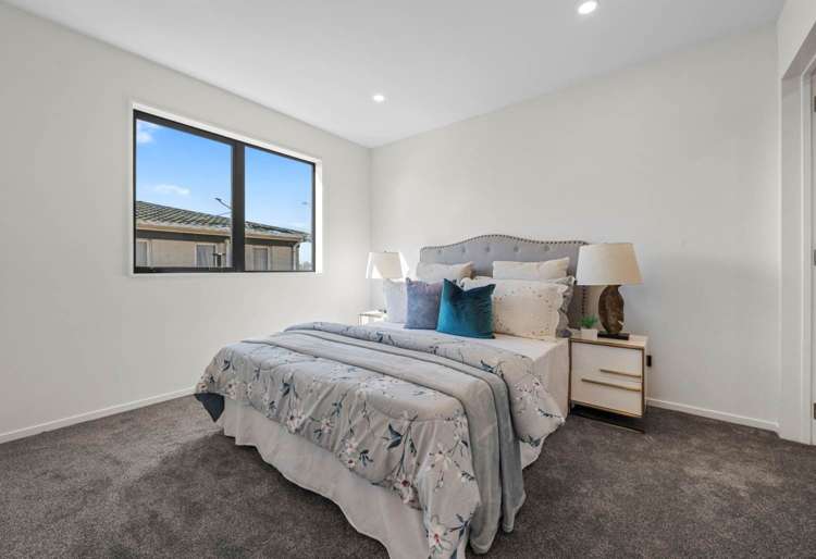 4/32 Bradbury Road Botany Downs_13