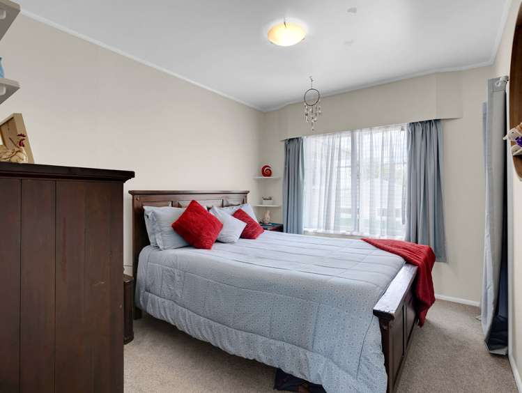 9 Matthews Crescent Melville_44