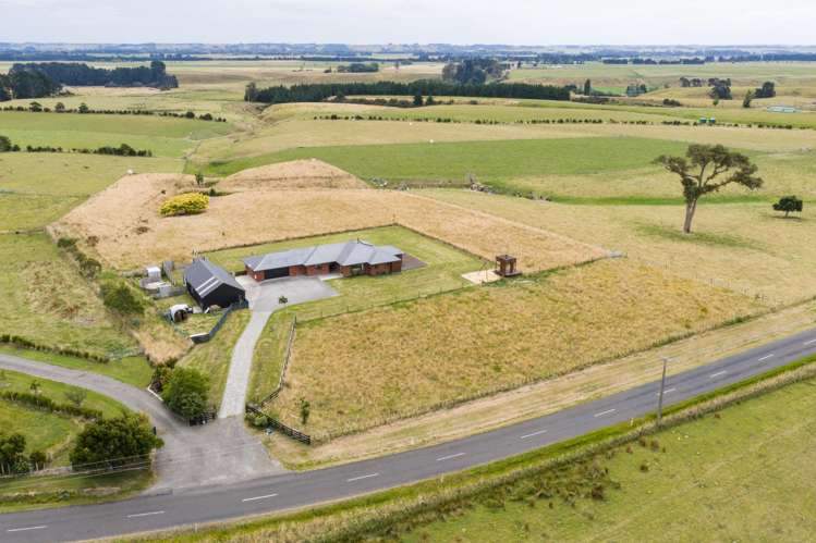 1061 Taonui Road Colyton_31