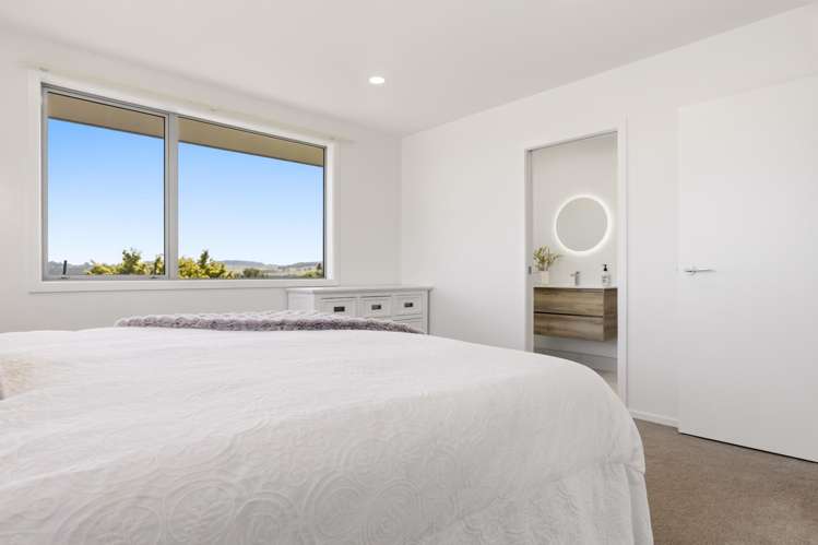 15 Beachman Grove Hilltop_10