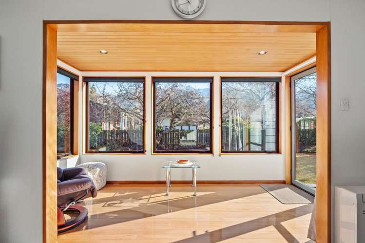 42 Adamson Drive Arrowtown_5