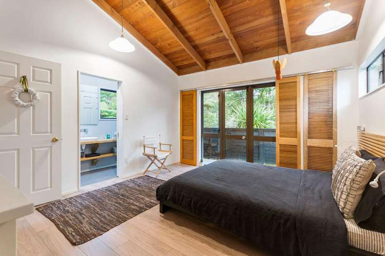 24 Valley Road Titirangi_5