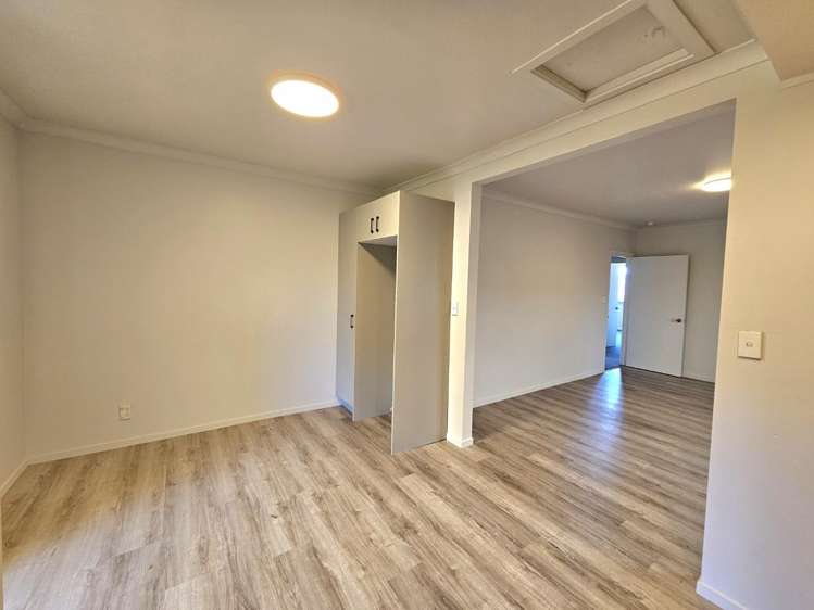 8 Hutchins Street 10858_5