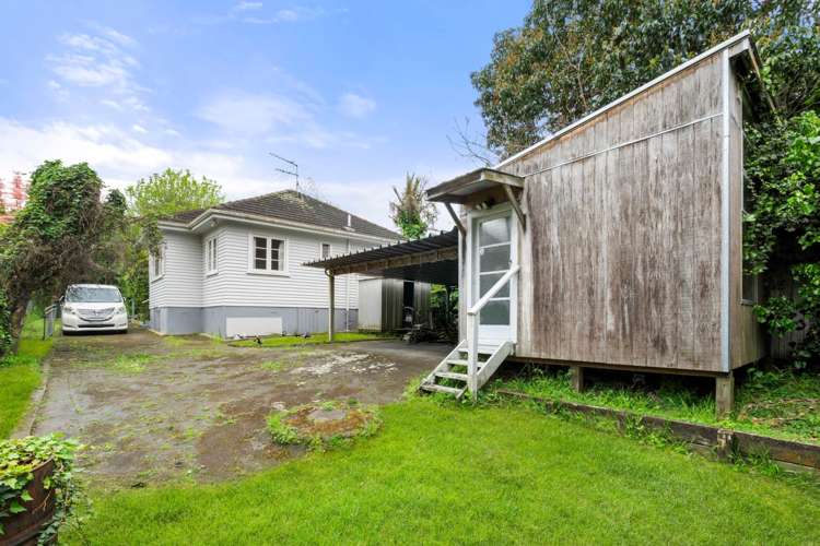 67 Tiverton Road Avondale_13