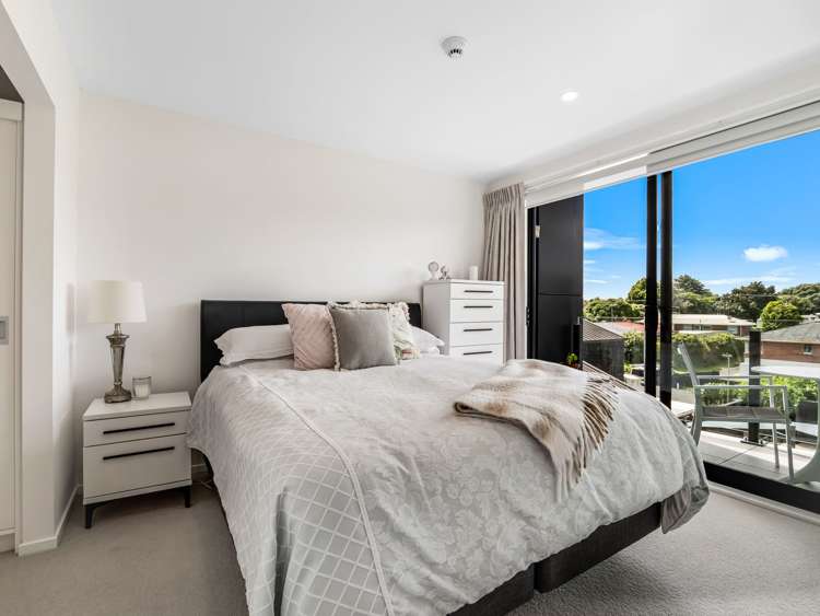 30/8 Thompson Park Road Mount Wellington_9