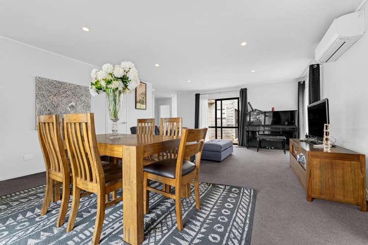 2/230 Bucklands Beach Road_5