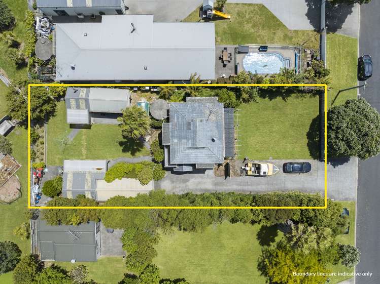 12 Pohutukawa Road Beachlands_25