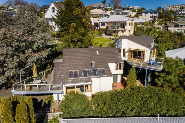 Sea Views & Mid-Century Charm -  Don't Miss Out