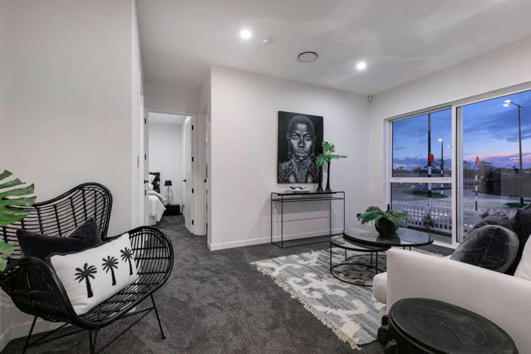 2 Parish Drive Wainui_11