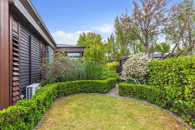 2 Caldera Close Pyes Pa_40