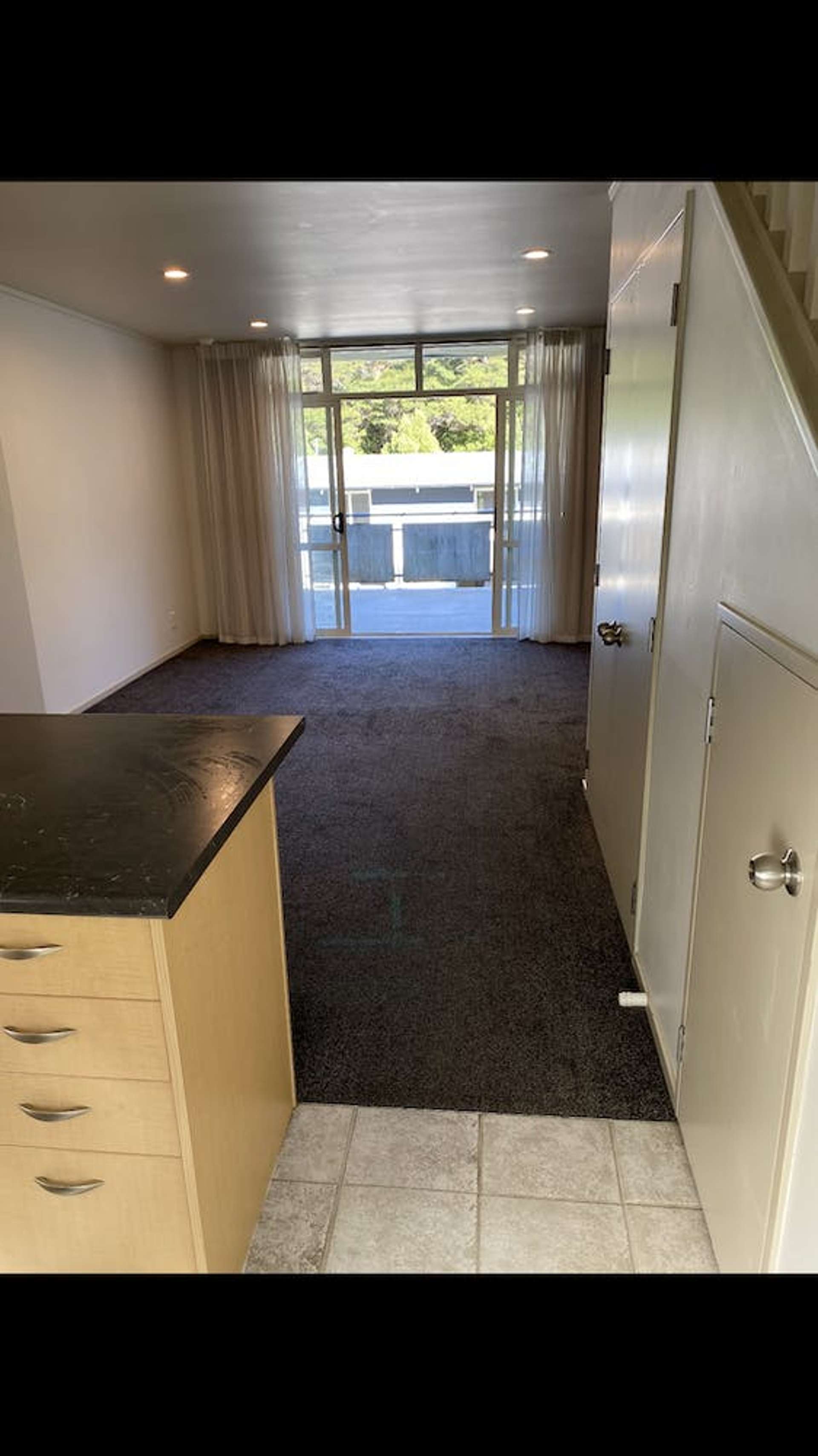 2F/20 Ian Marwick Place Birkenhead North Shore City Houses for