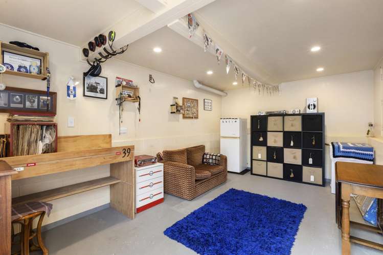 33 Mckinley Crescent Brooklyn_14