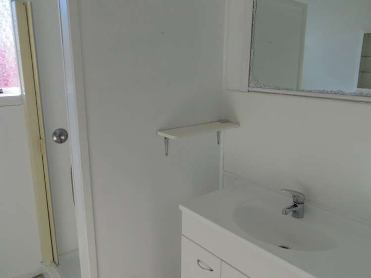 1 Wyatt Avenue Te Aroha_13