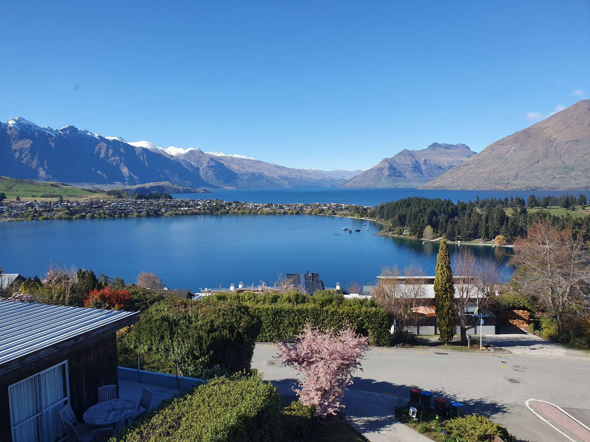 1 Wakatipu Heights Town Centre_0