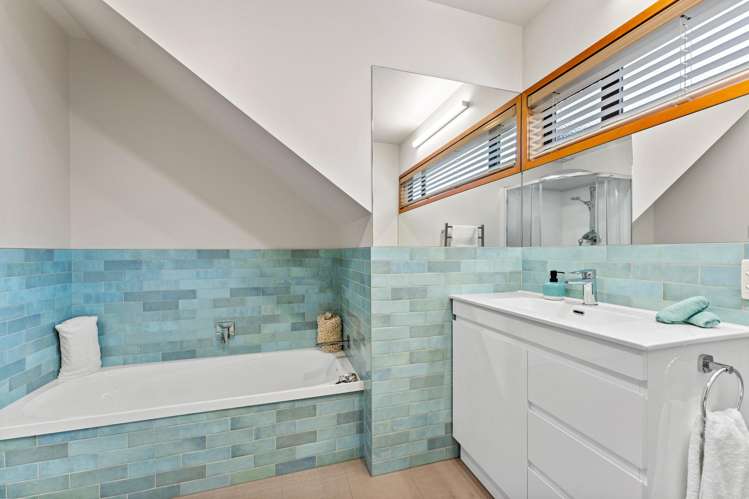 57 Rosario Crescent Red Beach_20