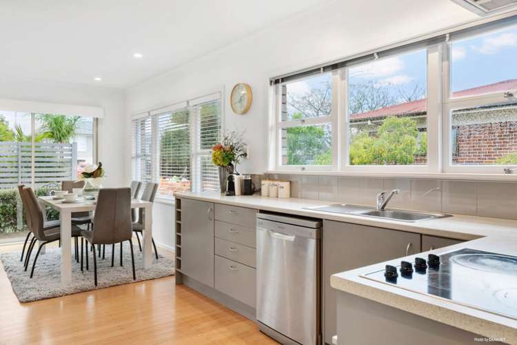 7 Crisp Avenue Pukekohe_2