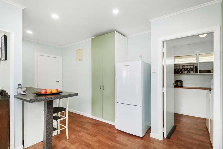 5 Surrey Street Tawa_6