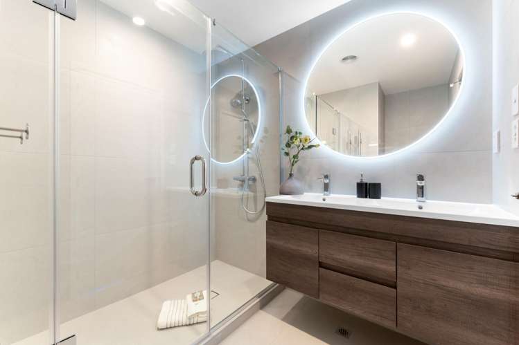 21A & 21C Crosby Road West Harbour_9