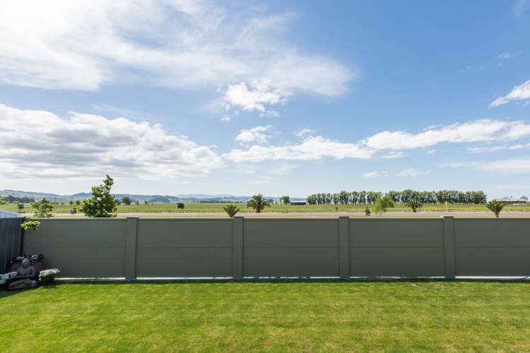 32 Pelorus Avenue Poraiti_14