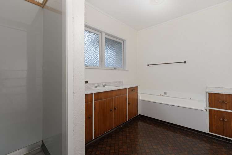 40 Matua Road Matua_13