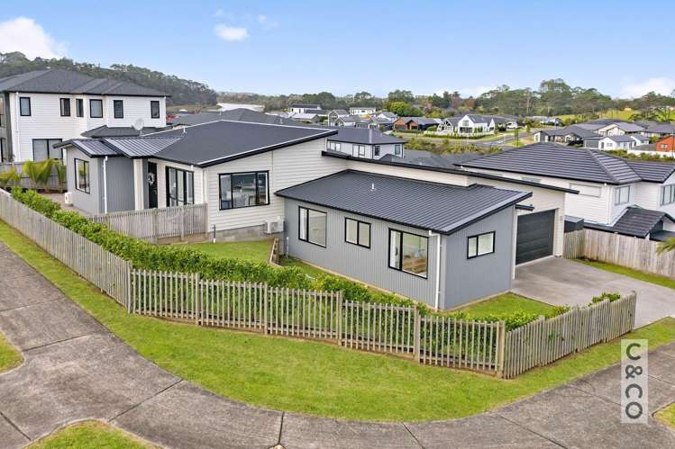 5 Byron Drury Way_0