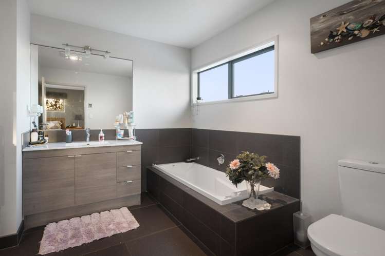 410 Seaforth Road Waihi Beach_34