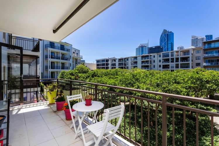 2B/132 Customs Street West Auckland Central_13