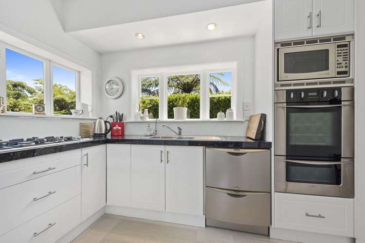 20 Colin Grove Lower Hutt_7