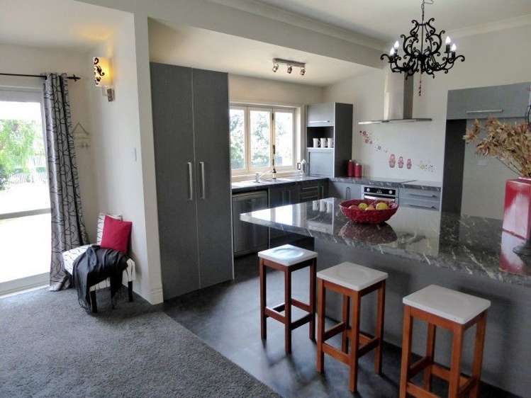 37 Latham Street Napier South_11