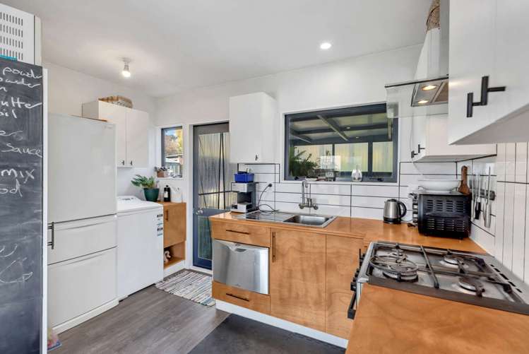 57 Princes Street Waikari_13