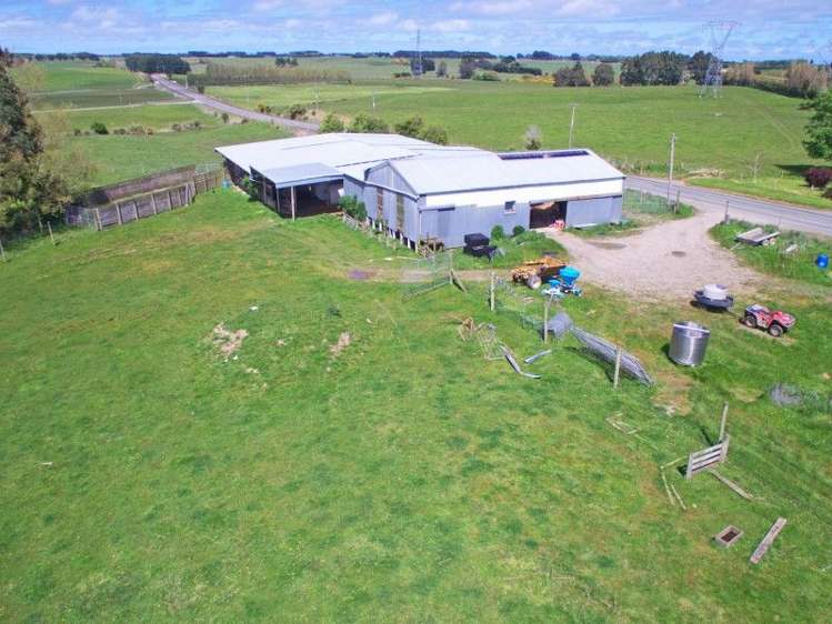 839 Grove Bush Woodlands Road Winton Surrounds_14