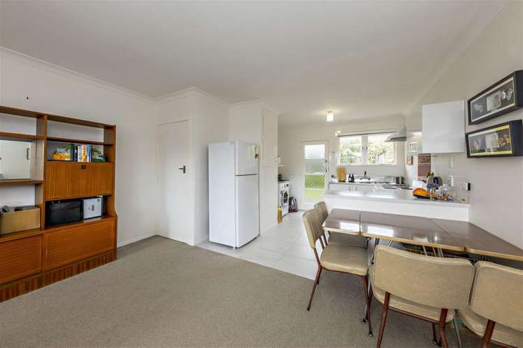 3/117 Station Rd Papatoetoe_2