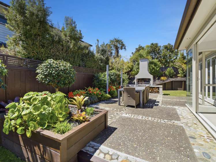 39 Admirals Court Drive Greenhithe_12