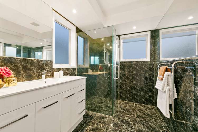 18 Burgundy Park Avenue Henderson_22