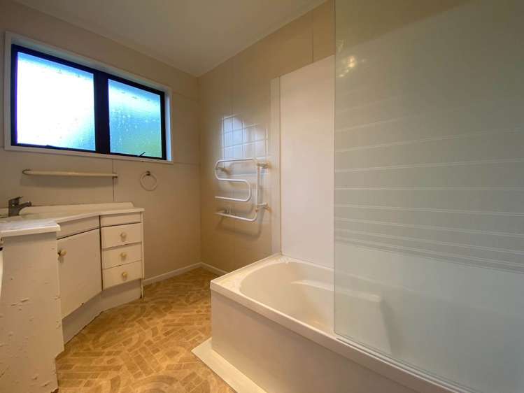 8 Ridgeway Road Pukekohe_7