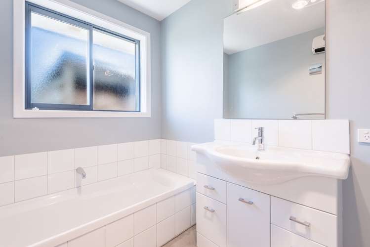 14 Paradise Place Lake Hawea_17