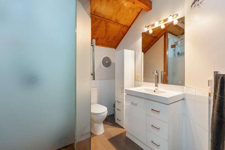 6 Cochran Road Oratia_17