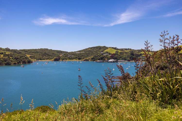 169 Nick Johnstone Drive Church Bay_11